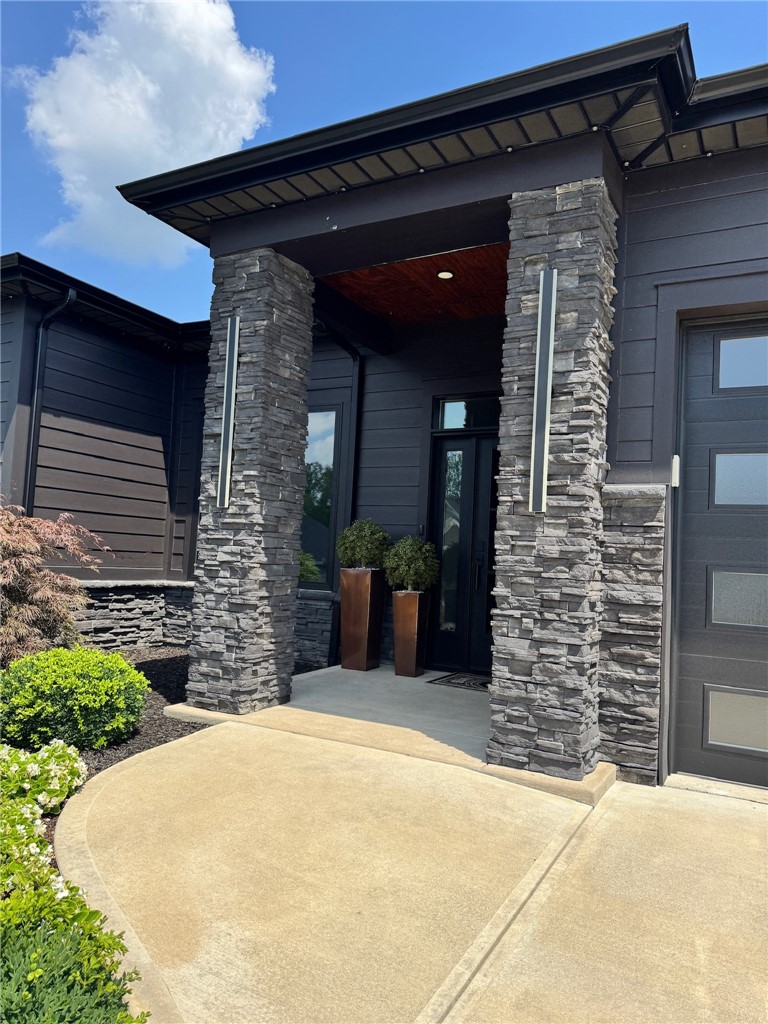 1007 Honey Locust Dr