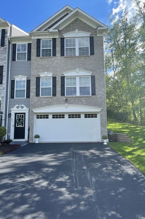 Photo of 301 Trinity Way, Wexford, PA 15090 (MLS # 1762008)