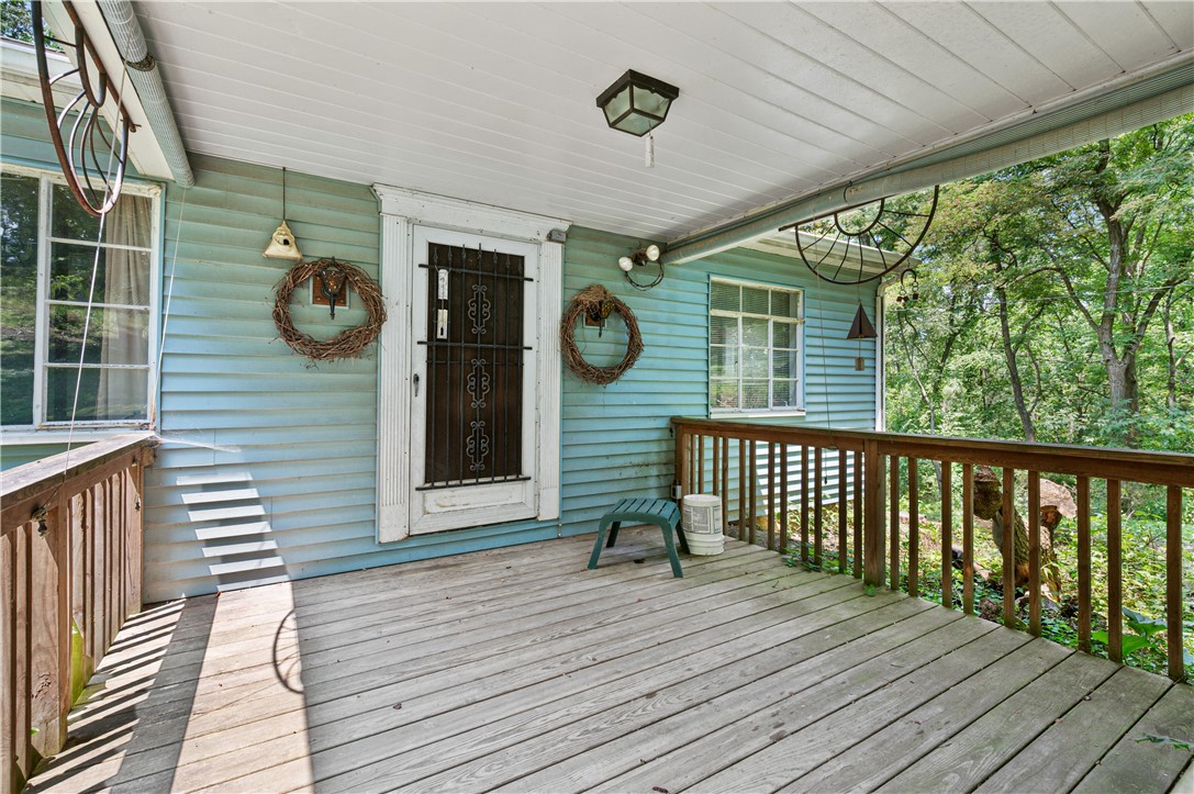 237 Leslie Rd