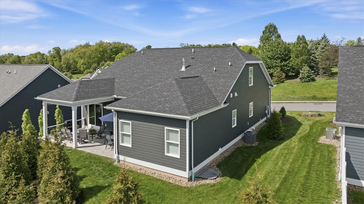 328 Maid Marion Ln