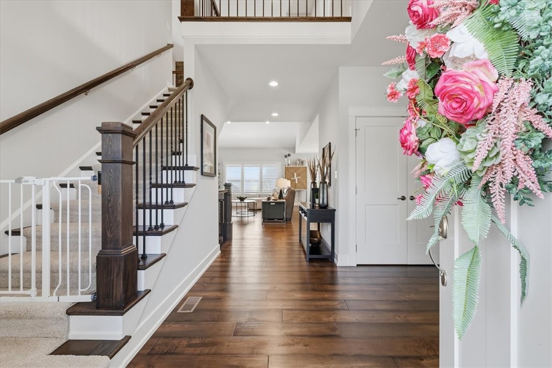 328 Maid Marion Ln