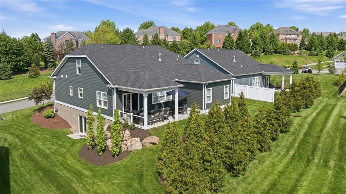 328 Maid Marion Ln