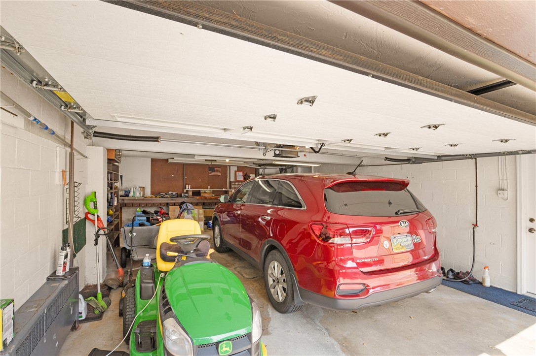 Westmont Hilltop School District, Pennsylvania 15905, United States, 2 Bedrooms Bedrooms, ,2 BathroomsBathrooms,Residential,Pending,188202