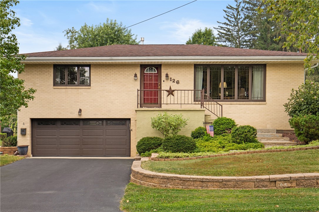 Westmont Hilltop School District, Pennsylvania 15905, United States, 2 Bedrooms Bedrooms, ,2 BathroomsBathrooms,Residential,Pending,188202