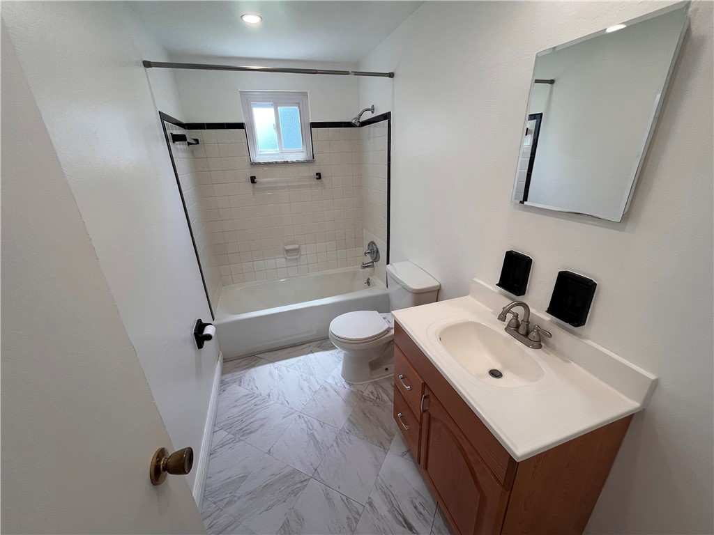 Penn Hills, Pennsylvania 15235, United States, 3 Bedrooms Bedrooms, ,1 BathroomBathrooms,Residential,Active,189991