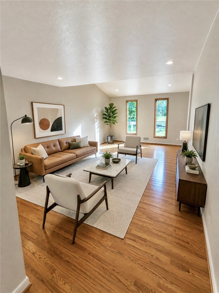 1147 Oakwood Dr