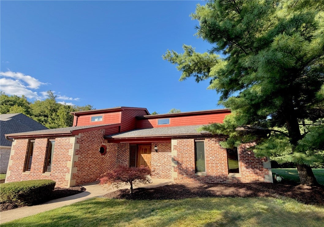 1147 Oakwood Dr