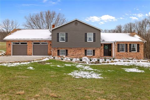 Photo of 147 Fike Ln, Addison, PA 15411 (MLS # 1744784)