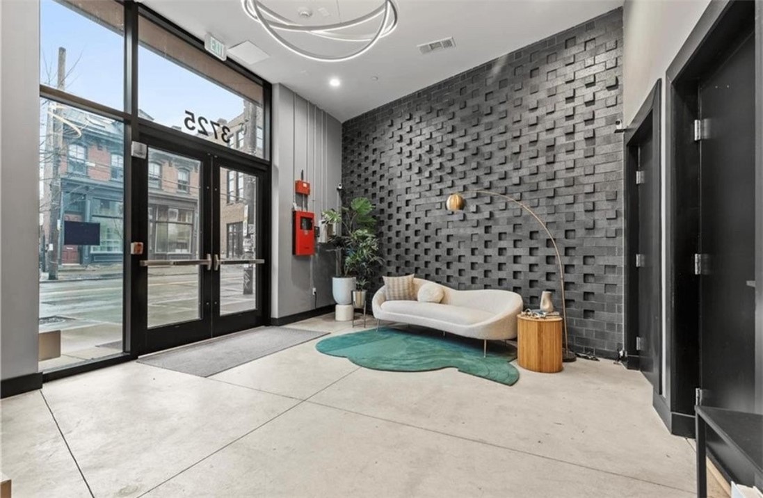 3725 Butler Street 209