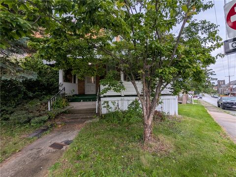 Photo of 612 Morrell Ave, Connellsville, PA 15425 (MLS # 1758110)