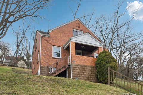 328 Park Dr Canonsburg PA 15317