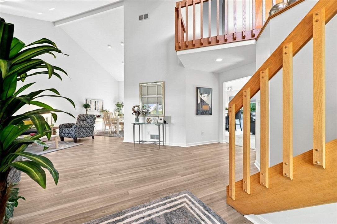 106 Sandlewood Dr