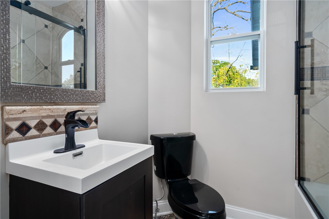 Indiana Twp, Pennsylvania 15238, United States, 5 Bedrooms Bedrooms, ,5 BathroomsBathrooms,Residential,Active,219756