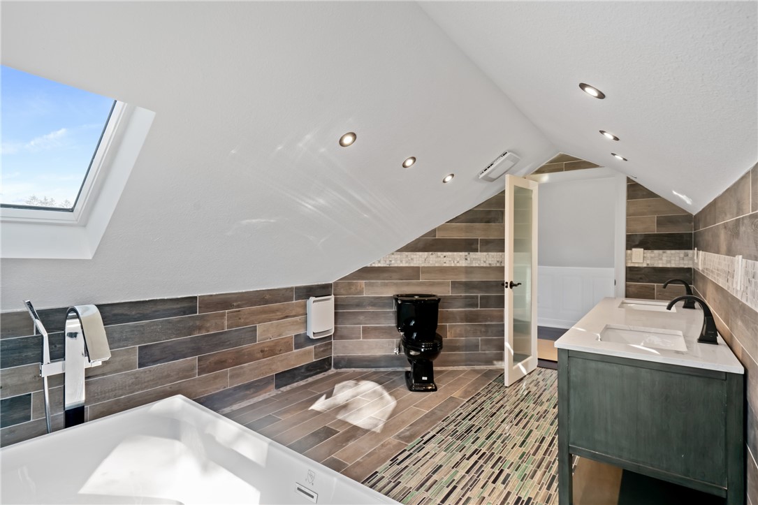 Indiana Twp, Pennsylvania 15238, United States, 5 Bedrooms Bedrooms, ,5 BathroomsBathrooms,Residential,Active,219756