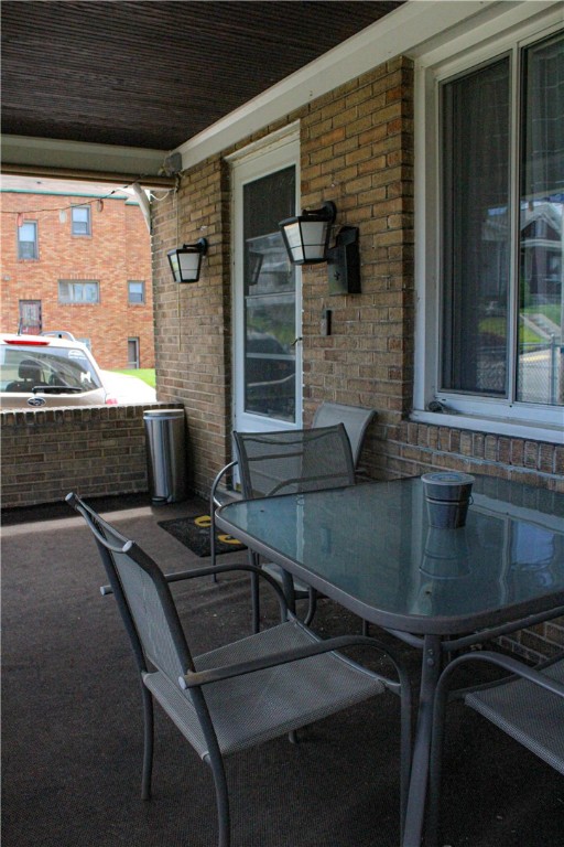 Brookline, Pennsylvania 15226, United States, 4 Bedrooms Bedrooms, ,2 BathroomsBathrooms,Residential,Active,138246