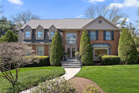 Photo for 2346 Golfview Dr