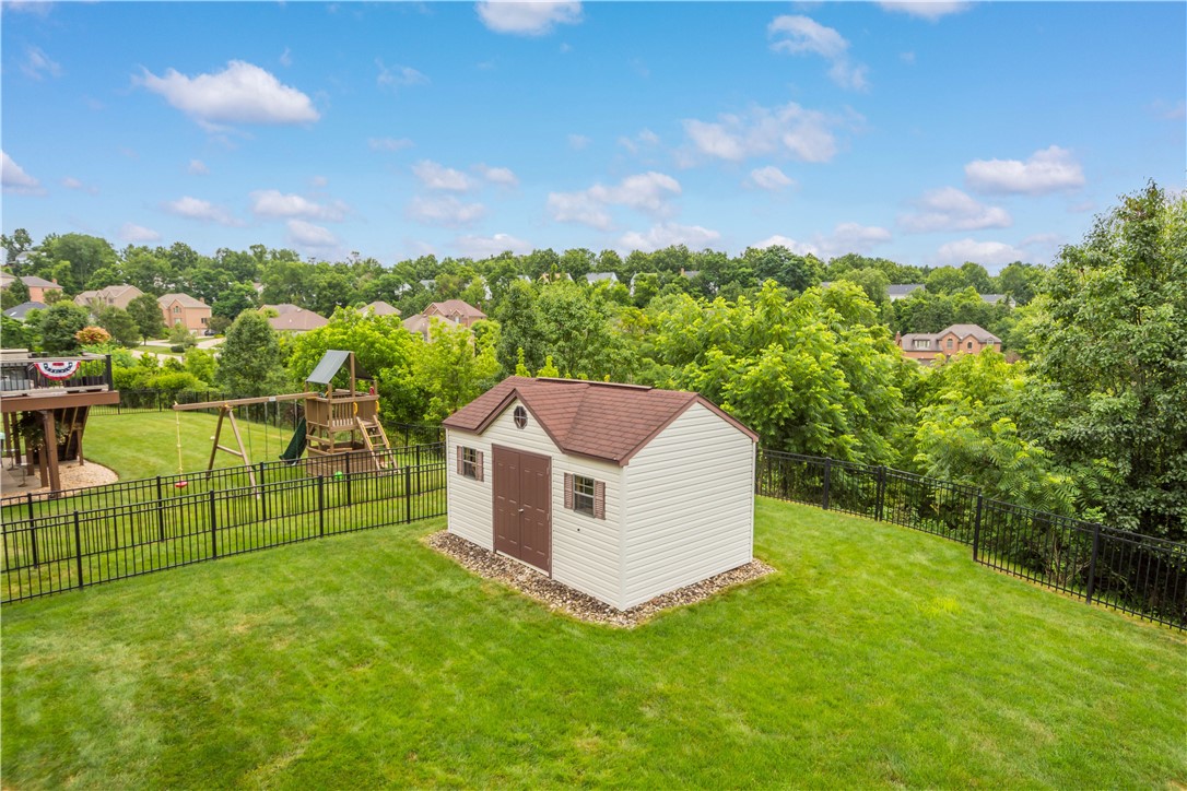 North Strabane, Pennsylvania 15317, United States, 4 Bedrooms Bedrooms, ,3 BathroomsBathrooms,Residential,Active,172790