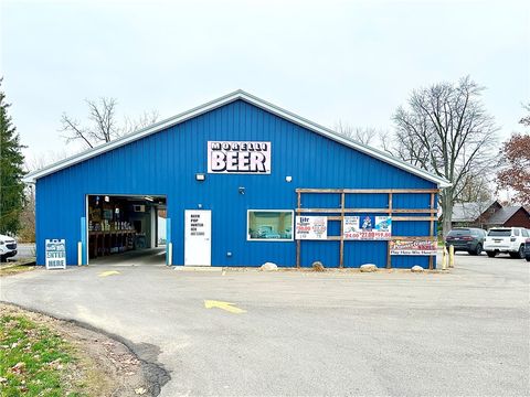 Photo of 1814 W State Street, New Castle, PA 16101 (MLS # 1731837)