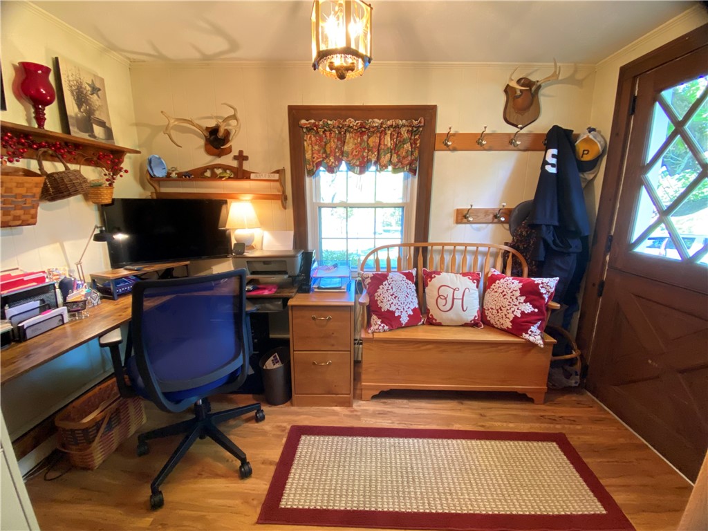 Hempfield Twp - Mer, Pennsylvania 16125, United States, 3 Bedrooms Bedrooms, ,2 BathroomsBathrooms,Residential,Active,42845