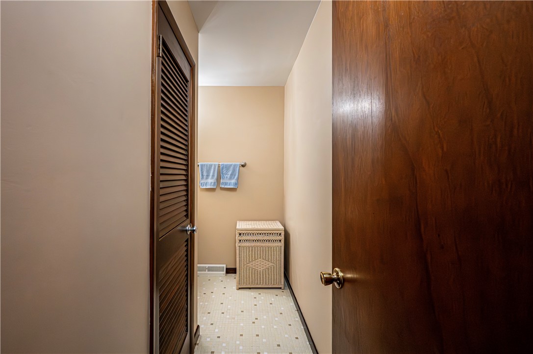 Hempfield Twp - Wml, Pennsylvania 15672, United States, ,Residential,Contingent,53450