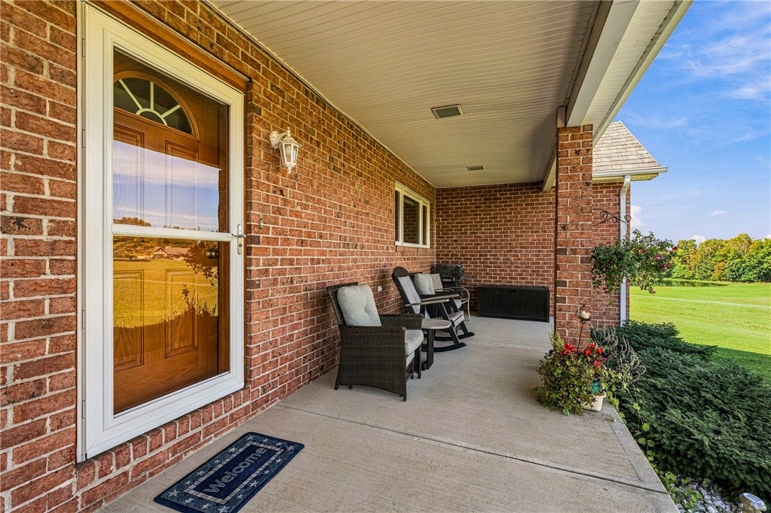106 Rushford Ln
