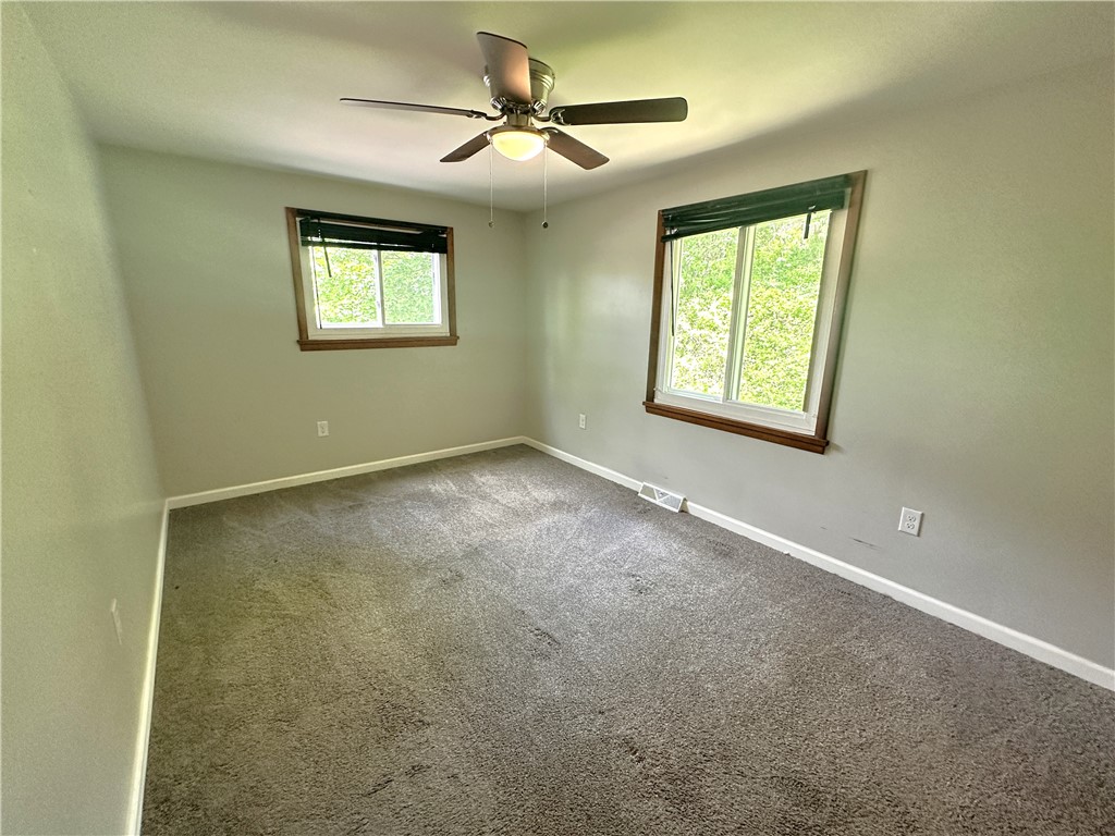 831 Ridge Avenue Ave, Jeannette, Pennsylvania image 16