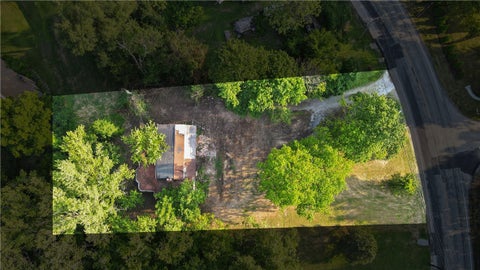 Photo for 562 Fort Couch Road