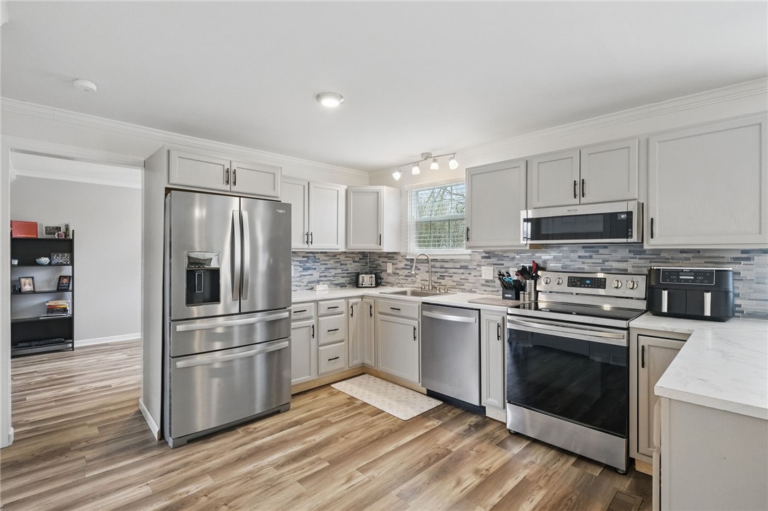 206 Brookston Dr