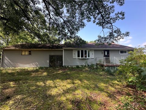 162 Foxwood Rd Moon/Crescent Twp PA 15108
