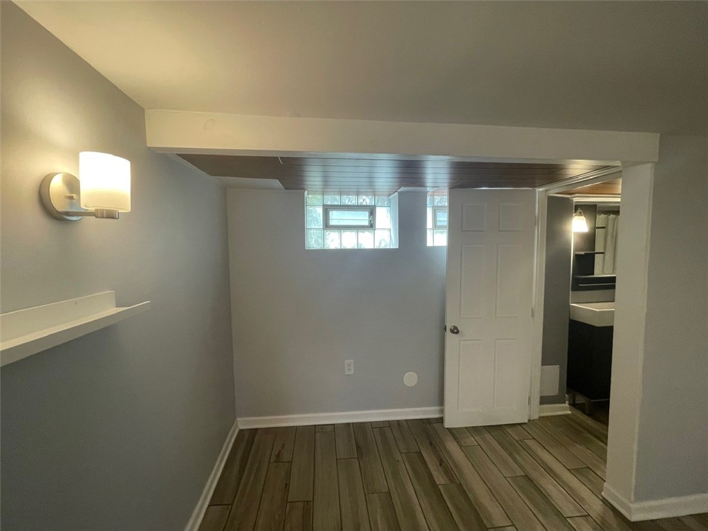 Mt Lebanon, Pennsylvania 15216, United States, 3 Bedrooms Bedrooms, ,3 BathroomsBathrooms,Residential,Active,176646