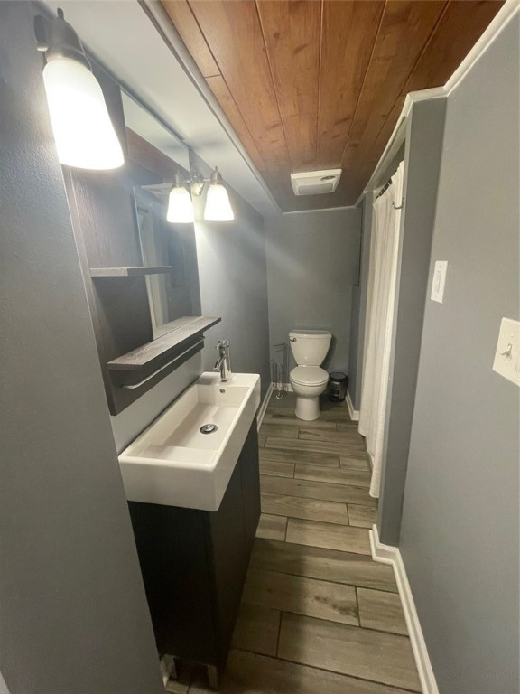 Mt Lebanon, Pennsylvania 15216, United States, 3 Bedrooms Bedrooms, ,3 BathroomsBathrooms,Residential,Active,176646