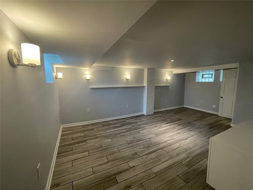 Mt Lebanon, Pennsylvania 15216, United States, 3 Bedrooms Bedrooms, ,3 BathroomsBathrooms,Residential,Active,176646