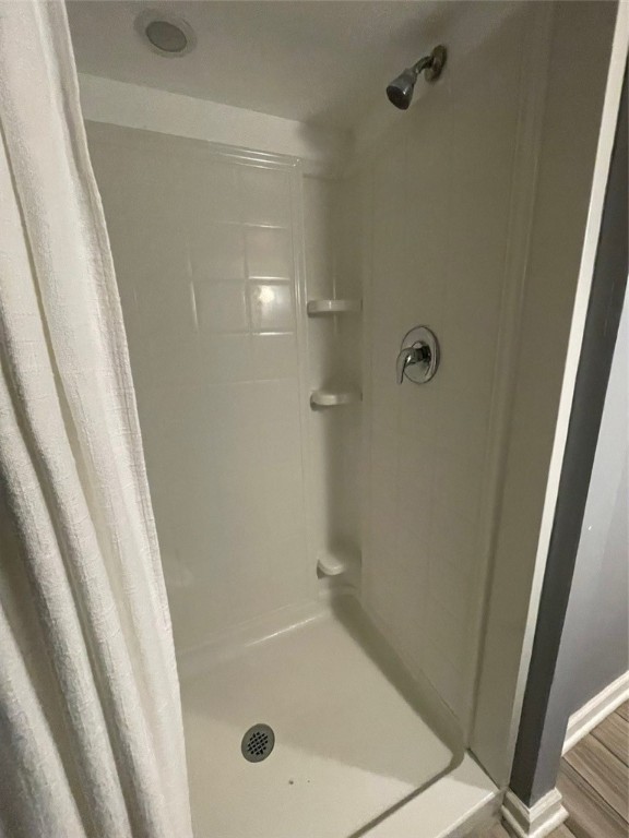 Mt Lebanon, Pennsylvania 15216, United States, 3 Bedrooms Bedrooms, ,3 BathroomsBathrooms,Residential,Active,176646