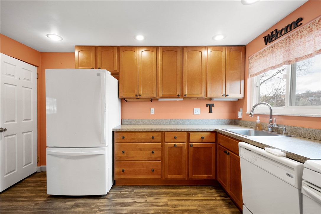 Baldwin Twp, Pennsylvania 15226, United States, 2 Bedrooms Bedrooms, ,2 BathroomsBathrooms,Residential,Active,104530