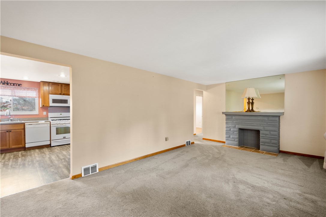 Baldwin Twp, Pennsylvania 15226, United States, 2 Bedrooms Bedrooms, ,2 BathroomsBathrooms,Residential,Active,104530