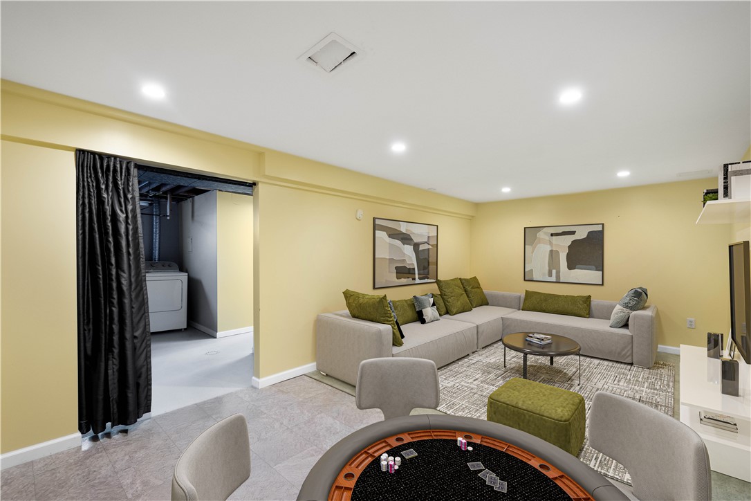 Baldwin Twp, Pennsylvania 15226, United States, 2 Bedrooms Bedrooms, ,2 BathroomsBathrooms,Residential,Active,104530