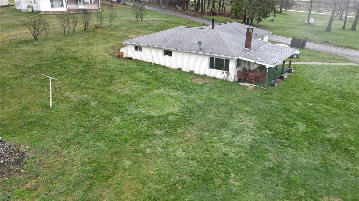 54 Old Dinnerbell Rd, Farmington, Pennsylvania image 1