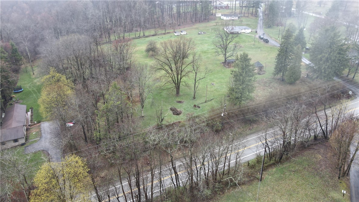 54 Old Dinnerbell Rd, Farmington, Pennsylvania image 34