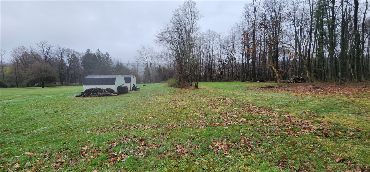54 Old Dinnerbell Rd, Farmington, Pennsylvania image 8