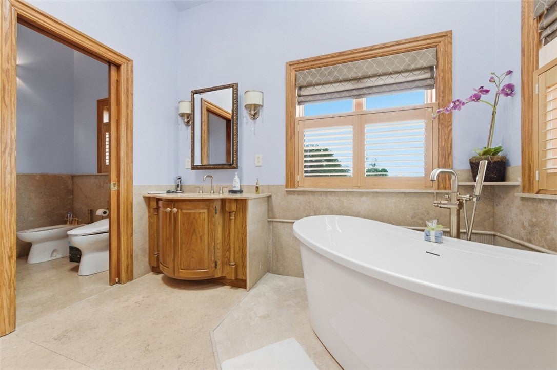 194 Lemoyne Ave, Washington, PA, 15301, USA, 5 Bedrooms Bedrooms, ,7 BathroomsBathrooms,Residential,Active,194 Lemoyne Ave,1755271