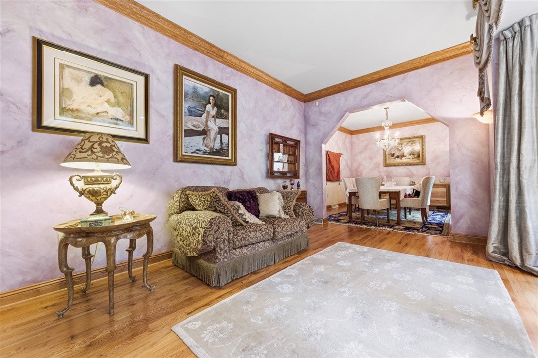 194 Lemoyne Ave, Washington, PA, 15301, USA, 5 Bedrooms Bedrooms, ,7 BathroomsBathrooms,Residential,Active,194 Lemoyne Ave,1755271