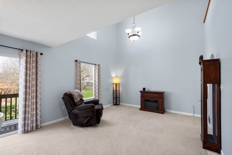 410 Suncrest Dr