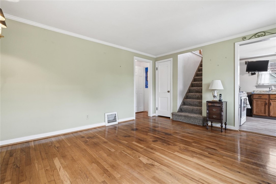 5723 Mifflin Rd