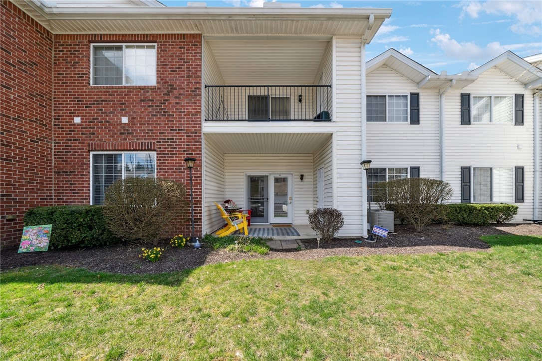 550 Hidden Ridge Court Ct #203, South Park, Pennsylvania image 3