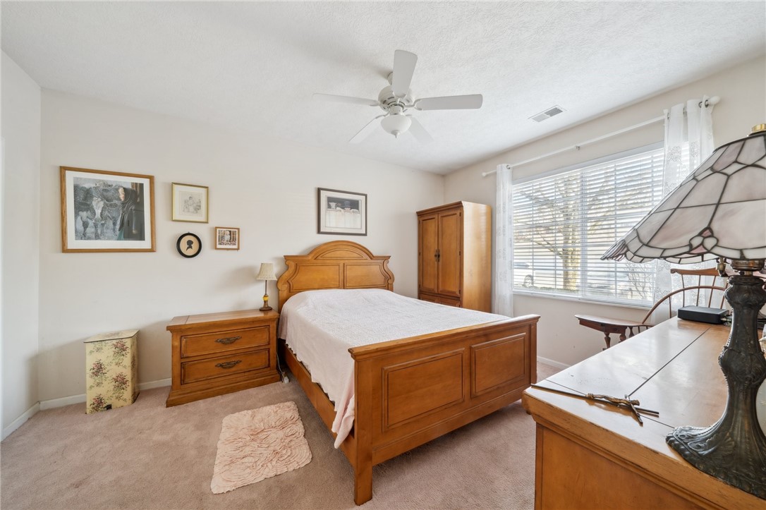 550 Hidden Ridge Court Ct #203, South Park, Pennsylvania image 16