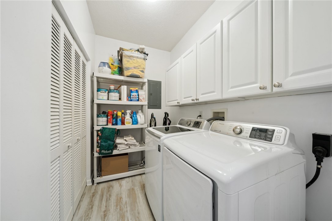 550 Hidden Ridge Court Ct #203, South Park, Pennsylvania image 14