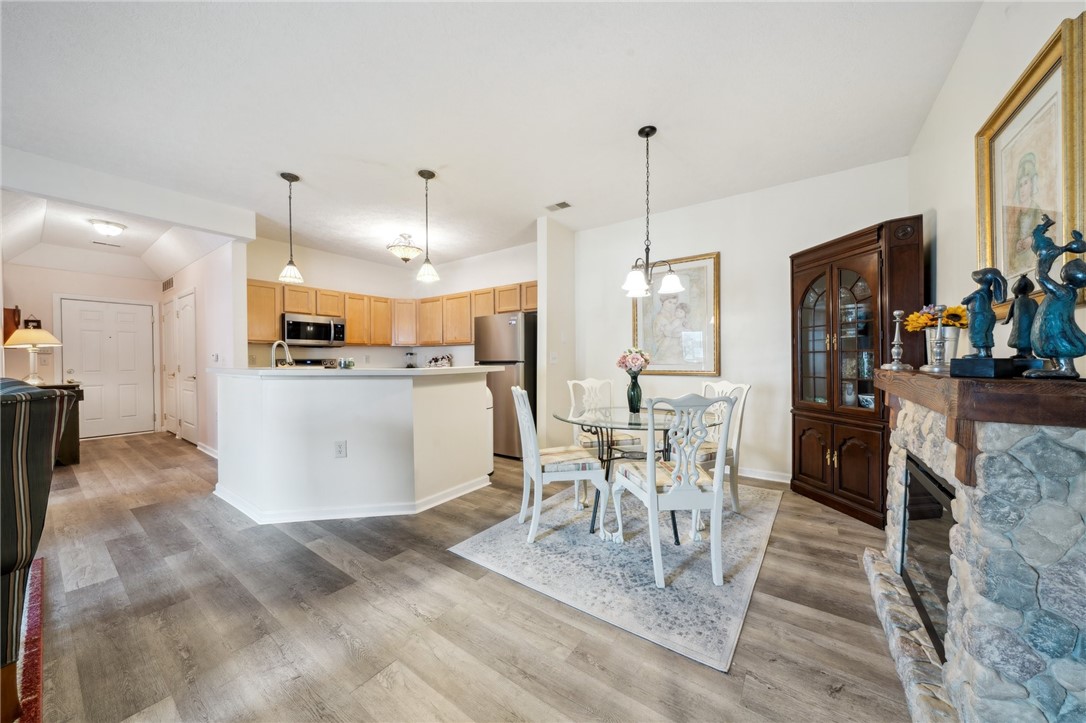 550 Hidden Ridge Court Ct #203, South Park, Pennsylvania image 10