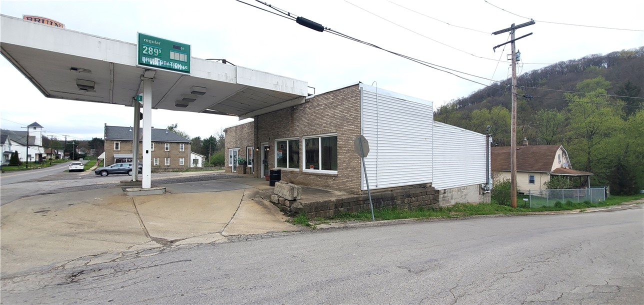 163 Main St