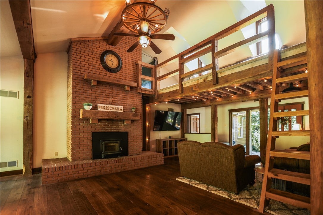 270 Mcdowell Ln