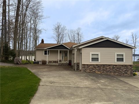 228 Latonka Dr. Jackson Twp - MER PA 16137